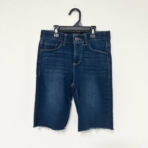 Curve Appeal Bermuda Jean Shorts Size 2 Size 26 Denim Shorts Dark Wash